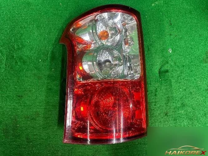 KG Mobility Musso EV 2003 — комбинированный фонарь (задний левый, со стороны водителя)