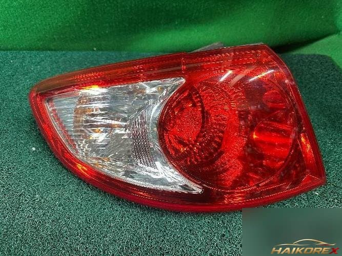 Hyundai Santa Fe 2011 — комбинированный фонарь задний левый (водительский)