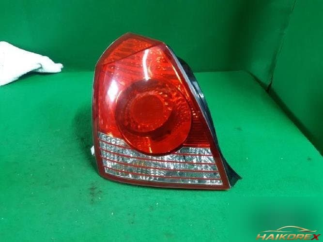 Hyundai Avante 2004 — комбинированный фонарь задний левый (водительский)
