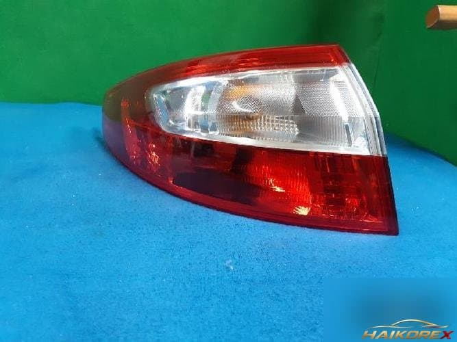 Renault SM3 2010 — комбинированный фонарь задний левый (водителя)