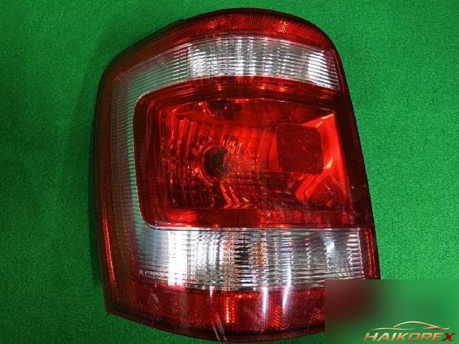 Ford Escape 2008 — комбинированный фонарь задний (левый)
