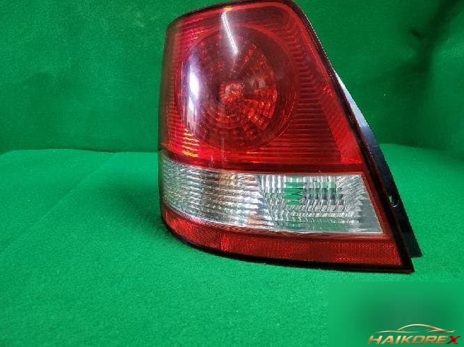 Kia Sorento 2003 — комбинированный фонарь задний левый (водительский)