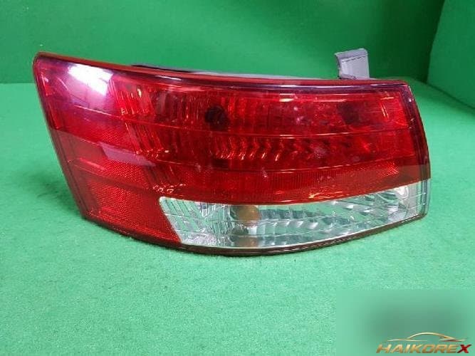 Hyundai Sonata 2005 — комбинированный фонарь задний левый 92401 3K000 10
