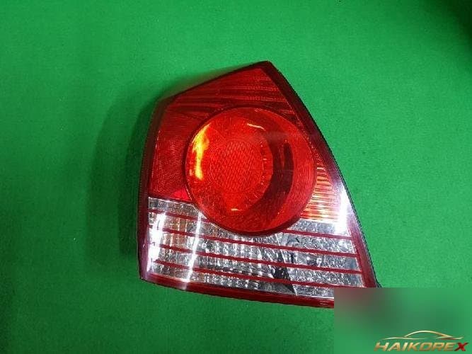 Hyundai Avante 2003 — комбинированный фонарь задний левый (водительский) 92401 2D500 3
