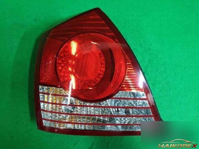 Hyundai Avante 2005 — фонарь комбинированный задний левый (водительский) 924012D500