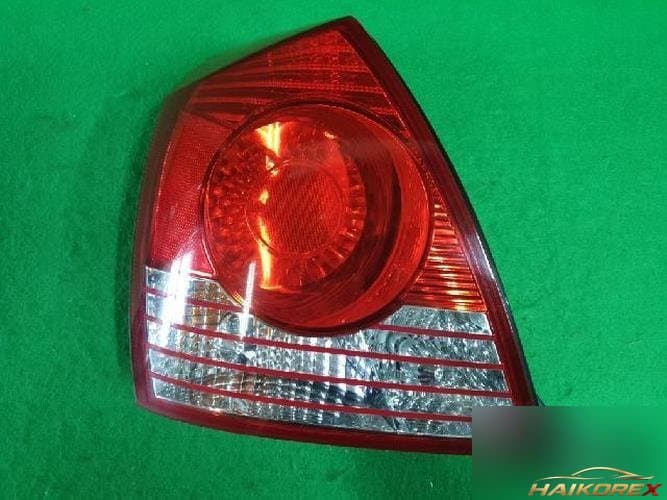 Hyundai Avante 2004 — фонарь задний левый (комбинированный)