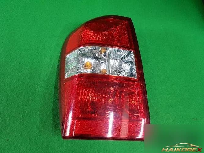 Kia Carnival 2007 — комбинированный фонарь задний левый 92401 4D100 7