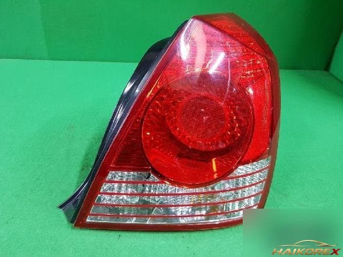 Hyundai Avante 2002 — фонарь задний комбинированный правый (пассажирский) 5 контактов