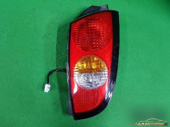 Kia Besta 2000 — комбинированный задний фонарь правый (пассажирский) 5-pin
