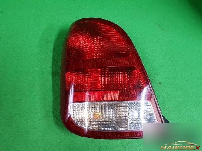 Kia Carens 2001 — фонарь задний комбинированный левый (водителя) 0K2C4 51160A 2