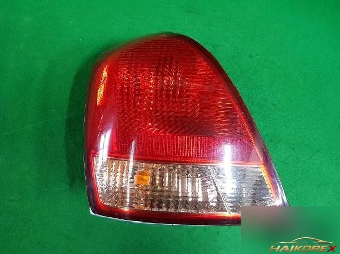 Hyundai Avante 2002 — фонарь задний левый (комбинированный)