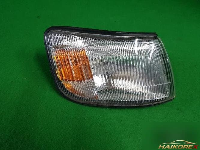 Hyundai Santa Mo 1999 — фара-повторитель правая