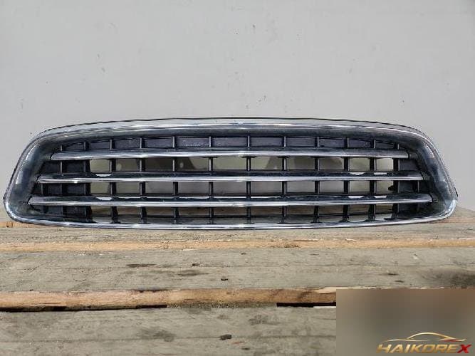 Mini Countryman 2013 — решетка радиатора