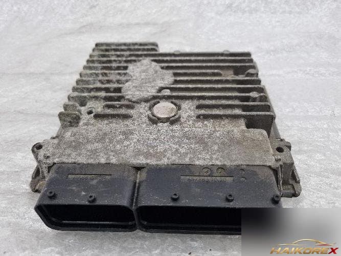 Volkswagen Golf 2013 — блок управления двигателем ECU 03L 906 023 MQ 3