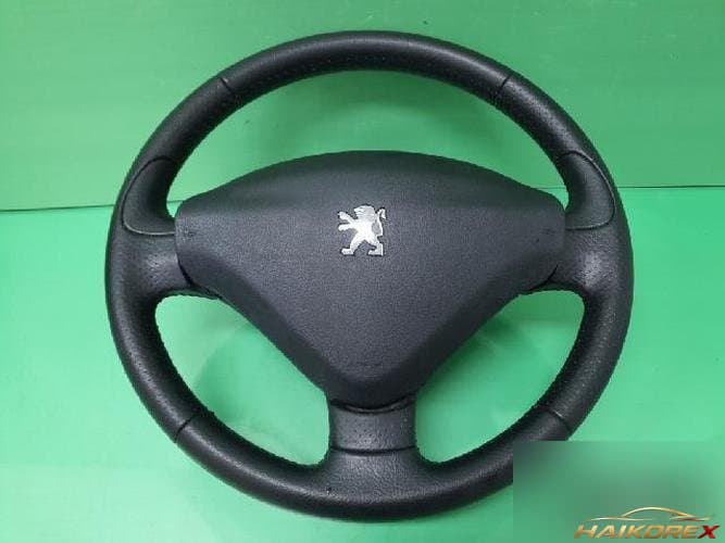 Peugeot 207 2011 — рулевое колесо
