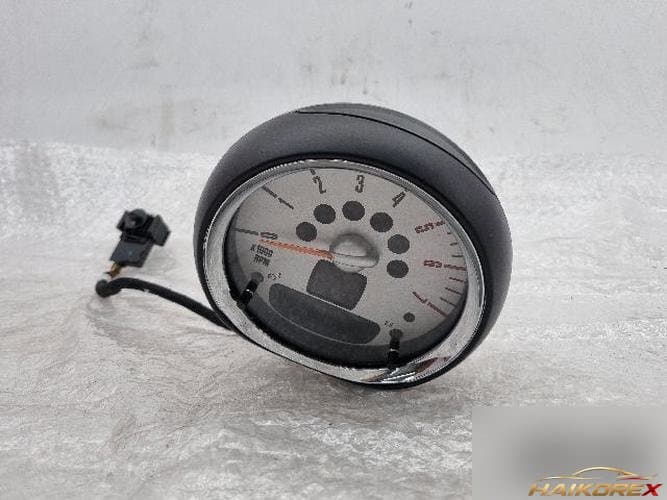 Mini Countryman 2013 — приборная панель RPM