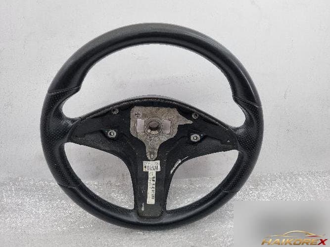 Mercedes-Benz E-Class 2011 — рулевое колесо A2074600703