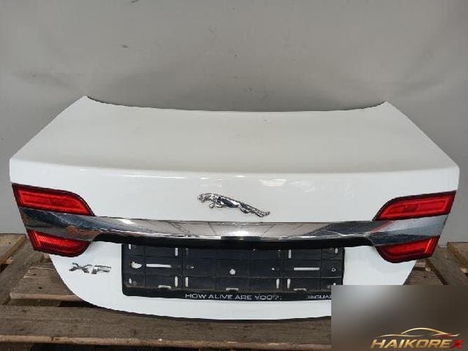 Jaguar XF 2013 крышка багажника