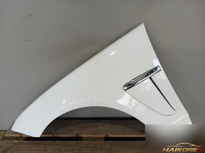 Jaguar XF 2013 — крыло левое