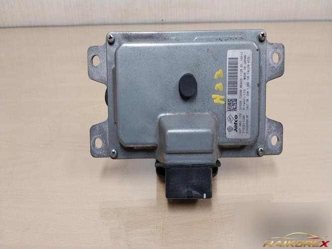 Renault SM6 2016 — блок управления коробкой TCU 310321128R