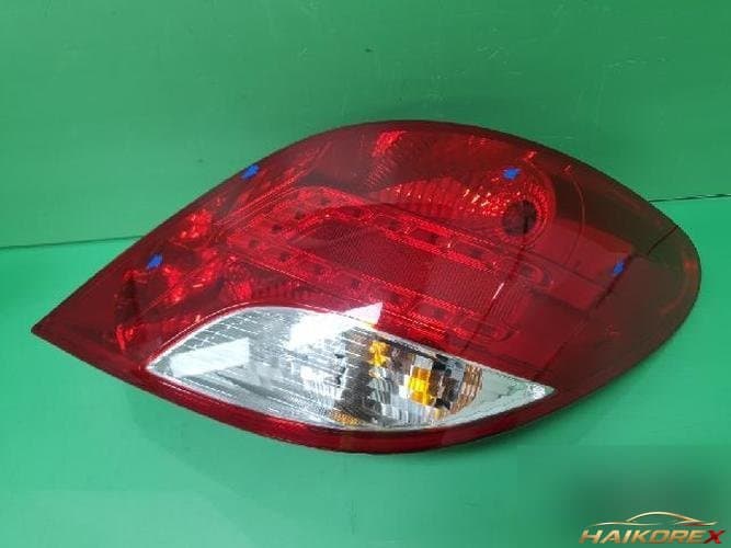 Peugeot 207 2011 — фонарь задний правый (комбинированный) 96 865 659 80 1