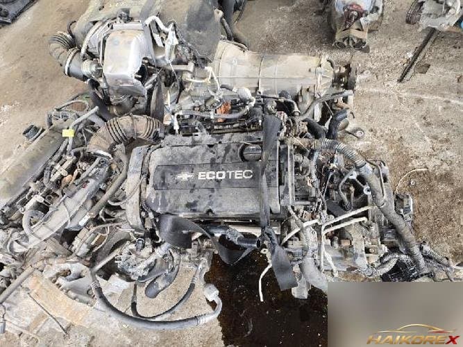 Chevrolet Cruze 2014 — двигатель 1