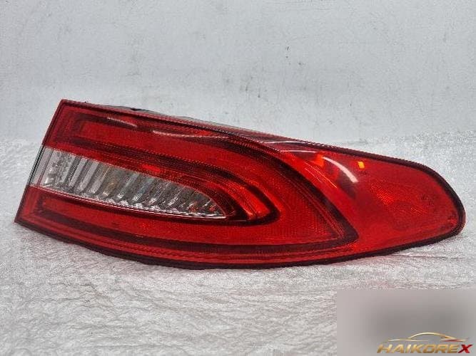 Jaguar XF 2013 — комбинированный фонарь задний правый (подфарник) CX23-13404-AD