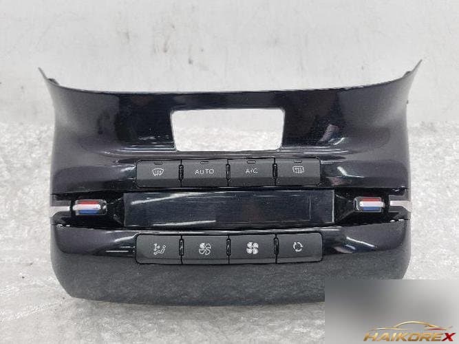 Peugeot 2008 2016 — переключатель климат-контроля (кондиционер) 96722471XU
