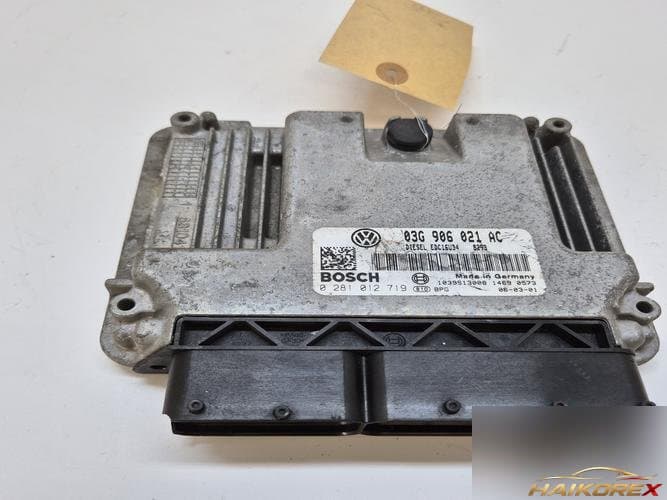 Volkswagen Passat 2006 — ЭБУ двигателя 03G906021AC