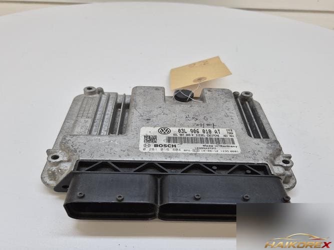 Volkswagen Jetta 2010 — блок управления двигателем ECU 03L906018AT