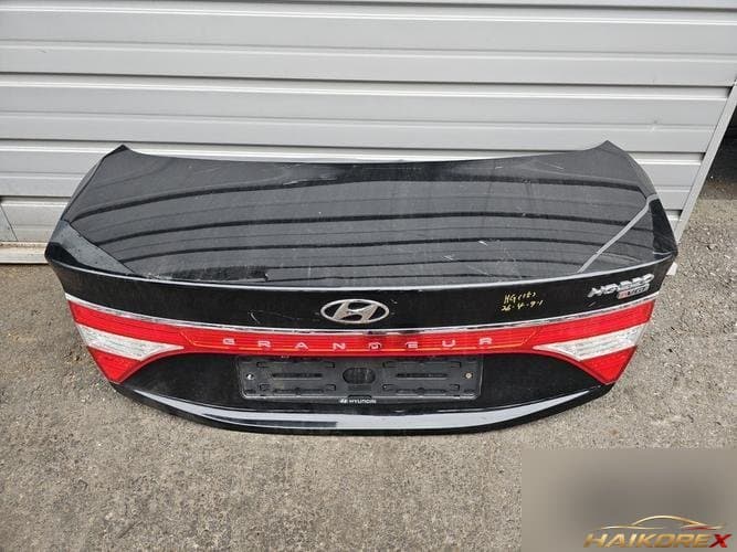 Hyundai Grandeur 2015 — крышка багажника 1