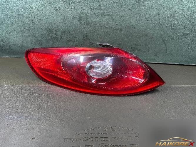 Volkswagen CC 2011 — комбинированный фонарь задний левый
