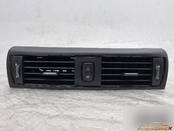 BMW 1 Series 2013 — центральный дефлектор печки 9205357-11