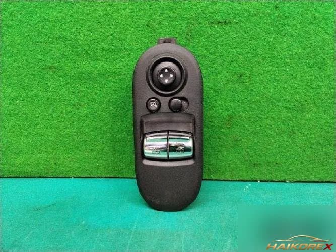 Mini Cooper 2017 — выключатель стеклоподъёмника