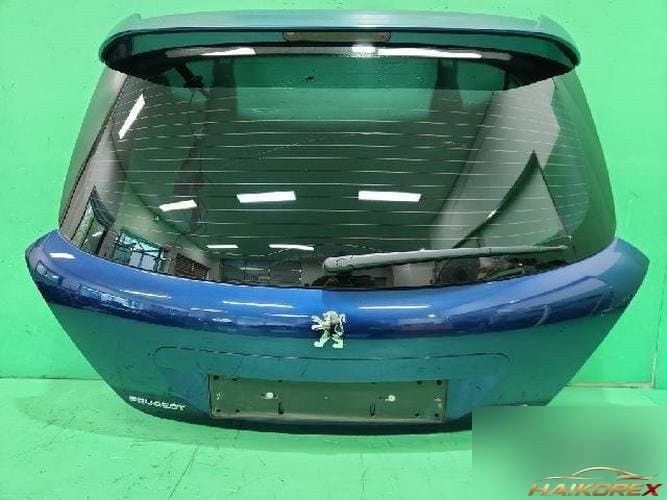 Peugeot 207 2011 — дверь багажника правая