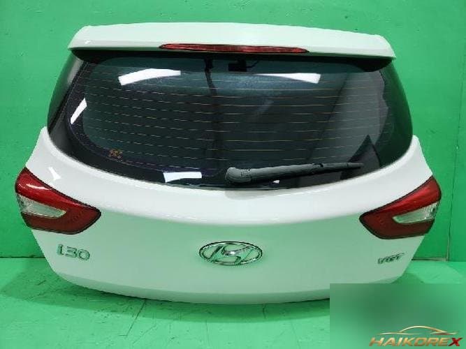 Hyundai i30 2012 — крышка багажника