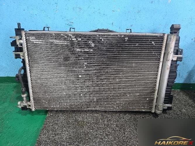 Chevrolet Cruze 2014 — радиатор