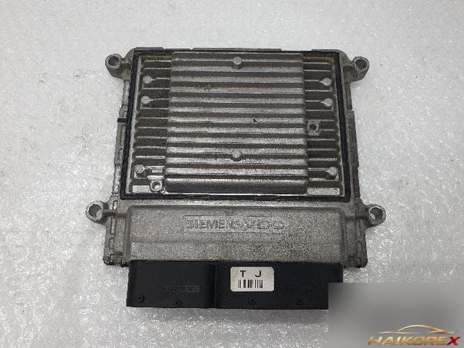 Hyundai Sonata 2006 — блок управления двигателем ECU 39100-25700