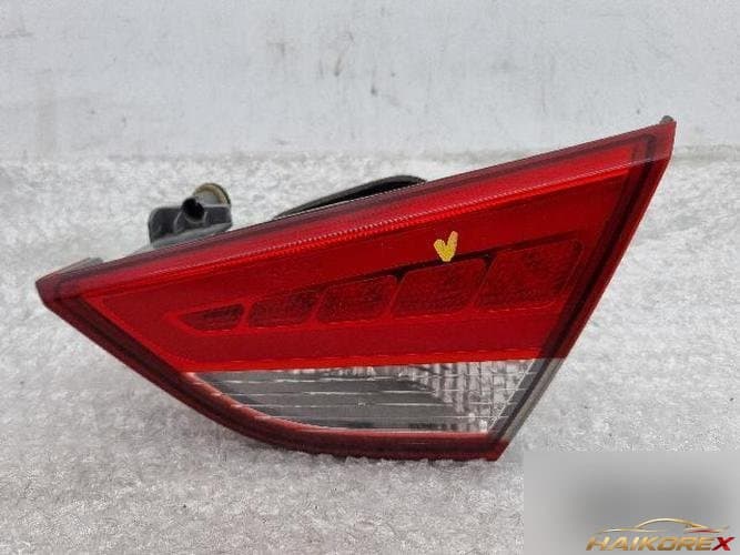 Hyundai Sonata 2014 — фонарь багажника белый (правый) LED 92404-3S3