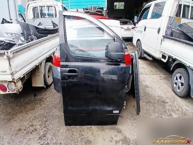 Hyundai Grand Starex 2011 — переднее правое дверное стекло