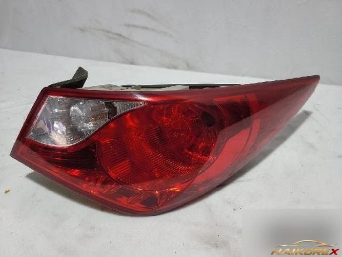 Hyundai Sonata 2010 — комбинированный фонарь задний правый (пассажирский)