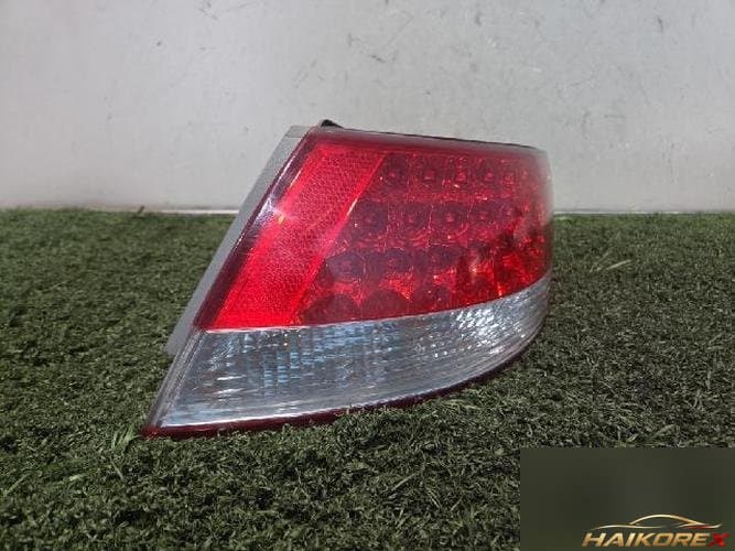 Hyundai Grandeur 2005 — комбинированный фонарь задний правый (пассажирский) 924023LO