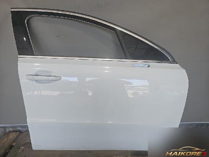 Peugeot 508 2016 — передняя дверь правая (W23)