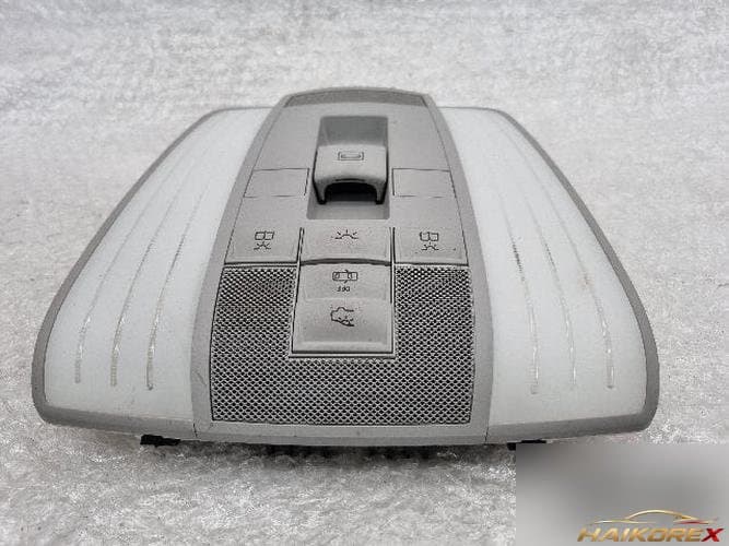 Mercedes-Benz E-Class W212 2011 — салонный светильник A2129003406