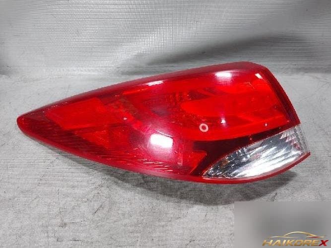Hyundai Tucson 2011 — комбинированный фонарь задний левый (водительский)