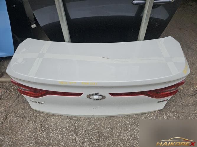 Renault SM6 2019 — крышка багажника