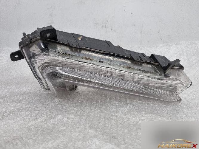 Daewoo Malibu 2017 — дневной ходовой огонь правый LED 22982840