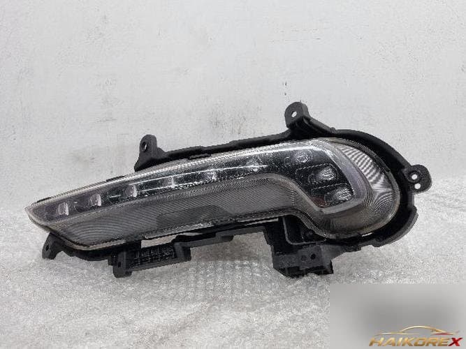 Kia K9 2014 — противотуманная фара левая (водительская сторона) 92201-3T1