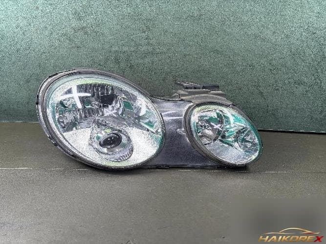 Kia Opirus 2010 — фара правая