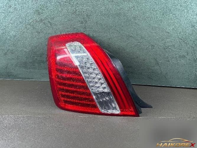Kia Opirus 2010 — фонарь задний левый в сборе